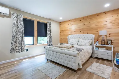 146 Gurney Street Rockport ME 04856