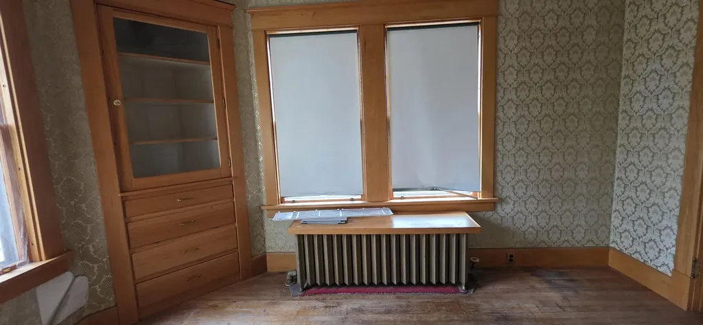 172 Maine Avenue Millinocket ME 04462
