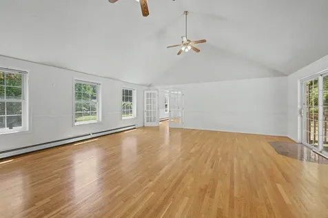 9 Monroe Drive Naples ME 04055