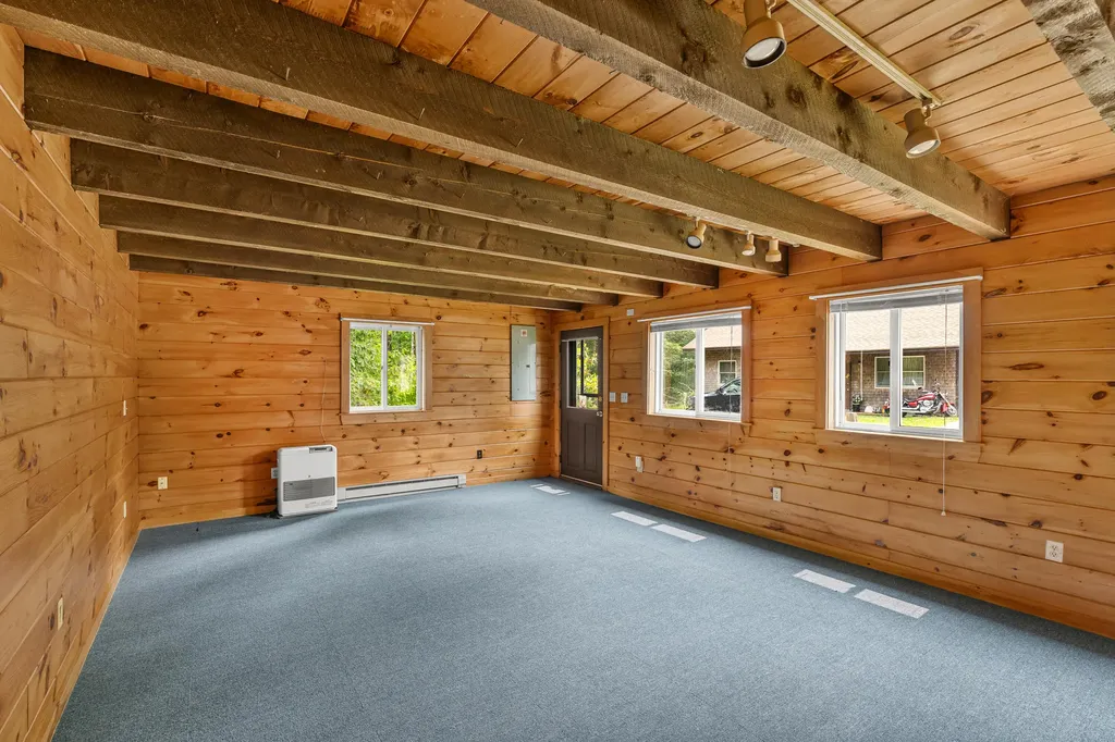 330 Gibbs Road Wiscasset ME 04578