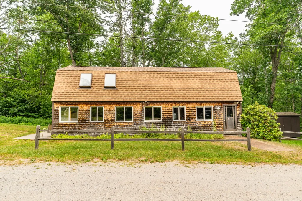 330 Gibbs Road Wiscasset ME 04578