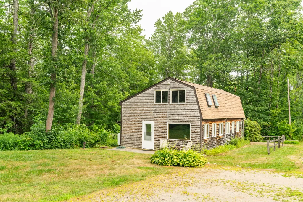 330 Gibbs Road Wiscasset ME 04578