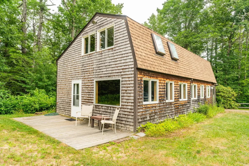 330 Gibbs Road Wiscasset ME 04578