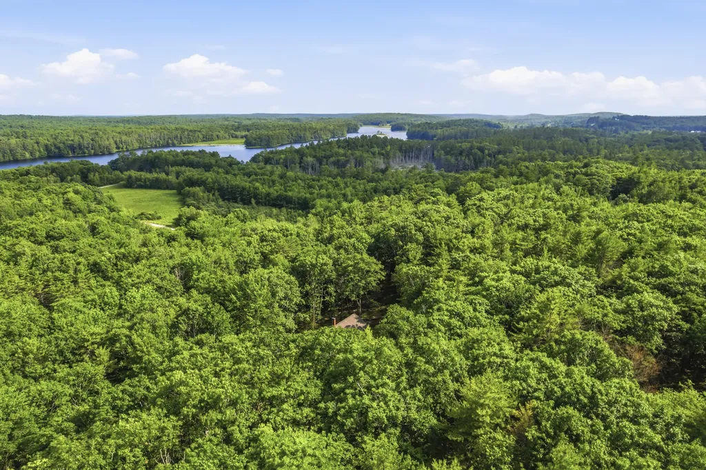 275 Hinks Road Jefferson ME 04348