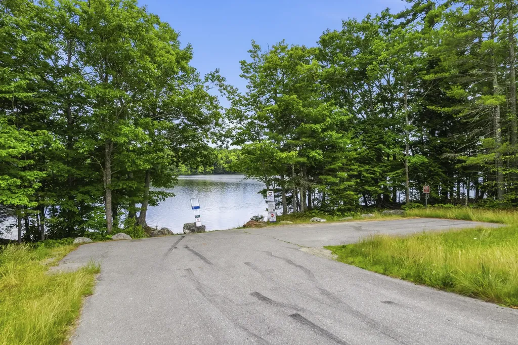 275 Hinks Road Jefferson ME 04348