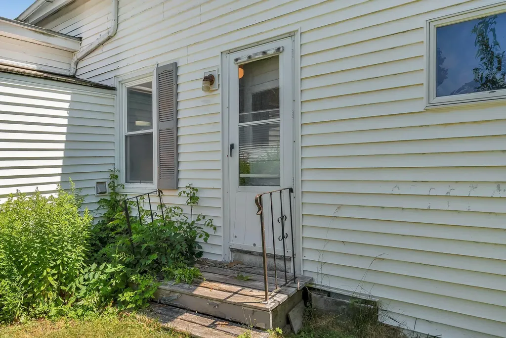 60 Willow Street Rockland ME 04841