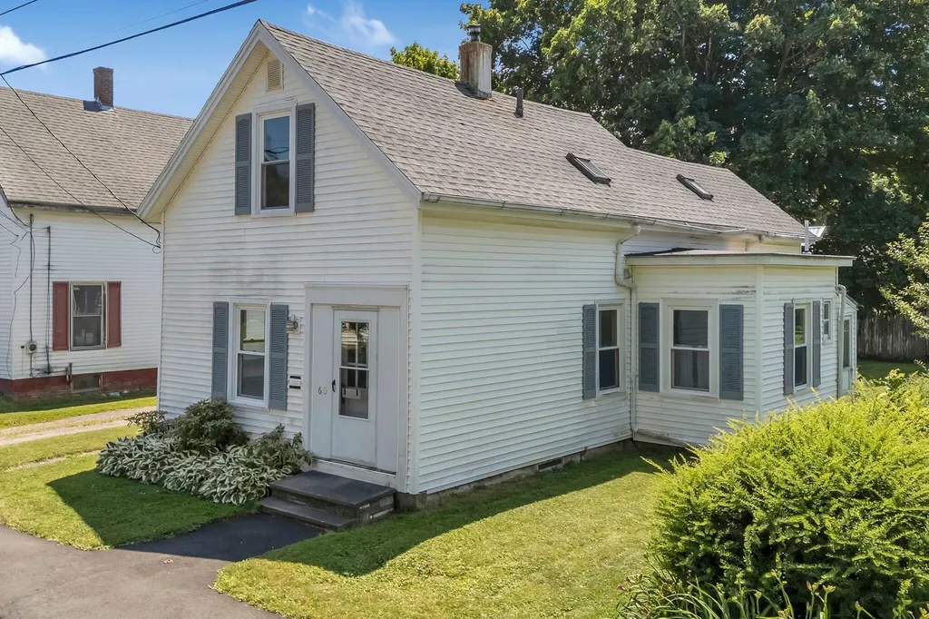 60 Willow Street Rockland ME 04841