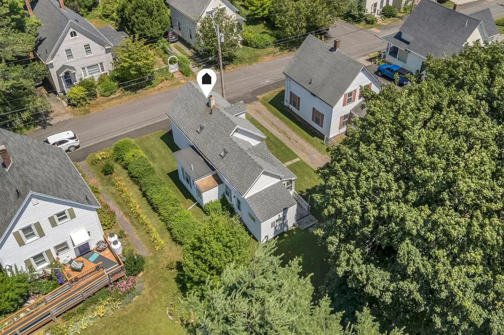 60 Willow Street Rockland ME 04841