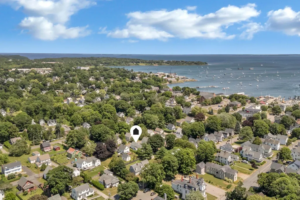 60 Willow Street Rockland ME 04841