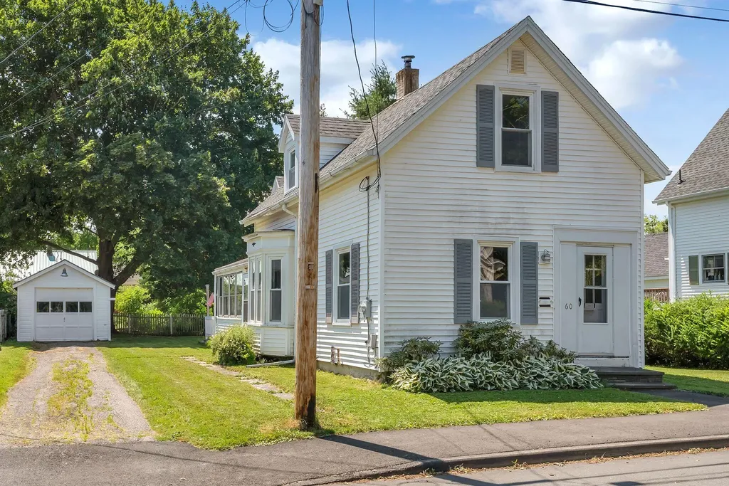 60 Willow Street Rockland ME 04841