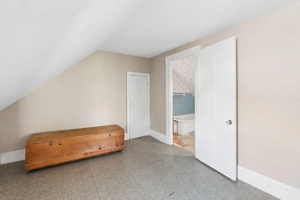 60 Willow Street Rockland ME 04841