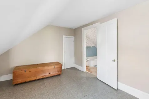 60 Willow Street Rockland ME 04841