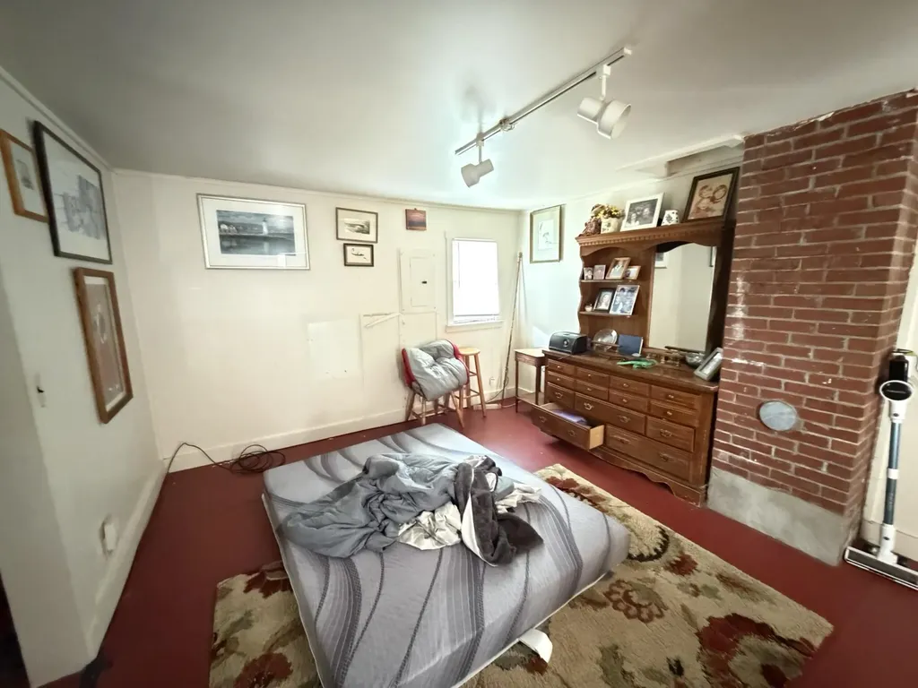 74 Snowball Hill Road Bristol ME 04554