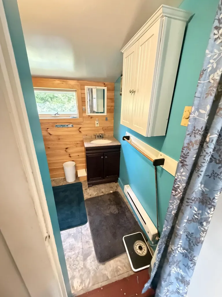 74 Snowball Hill Road Bristol ME 04554
