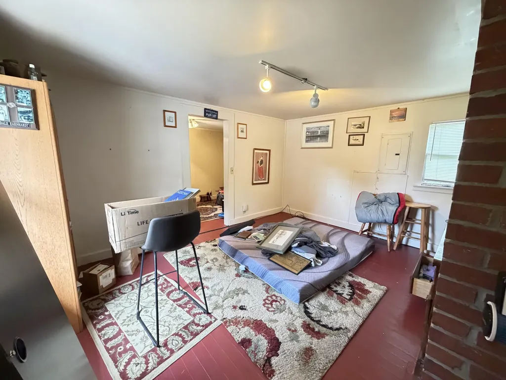 74 Snowball Hill Road Bristol ME 04554