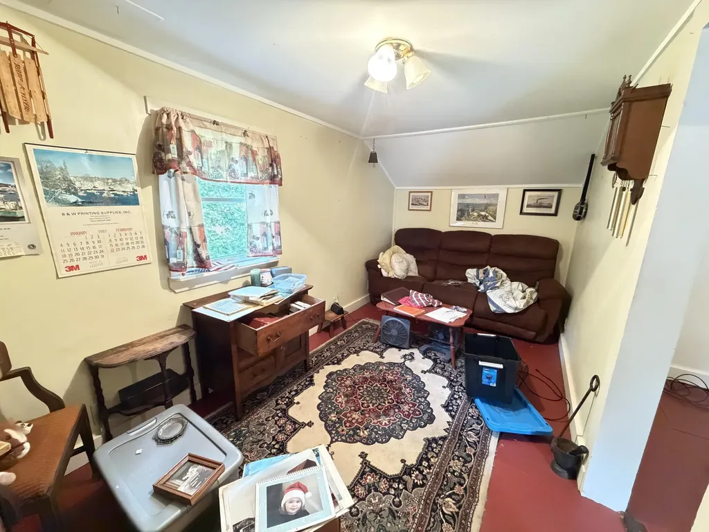 74 Snowball Hill Road Bristol ME 04554