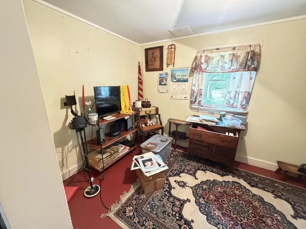 74 Snowball Hill Road Bristol ME 04554