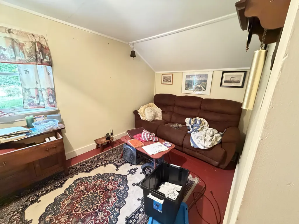 74 Snowball Hill Road Bristol ME 04554