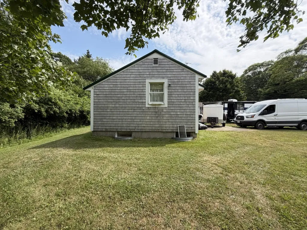 74 Snowball Hill Road Bristol ME 04554