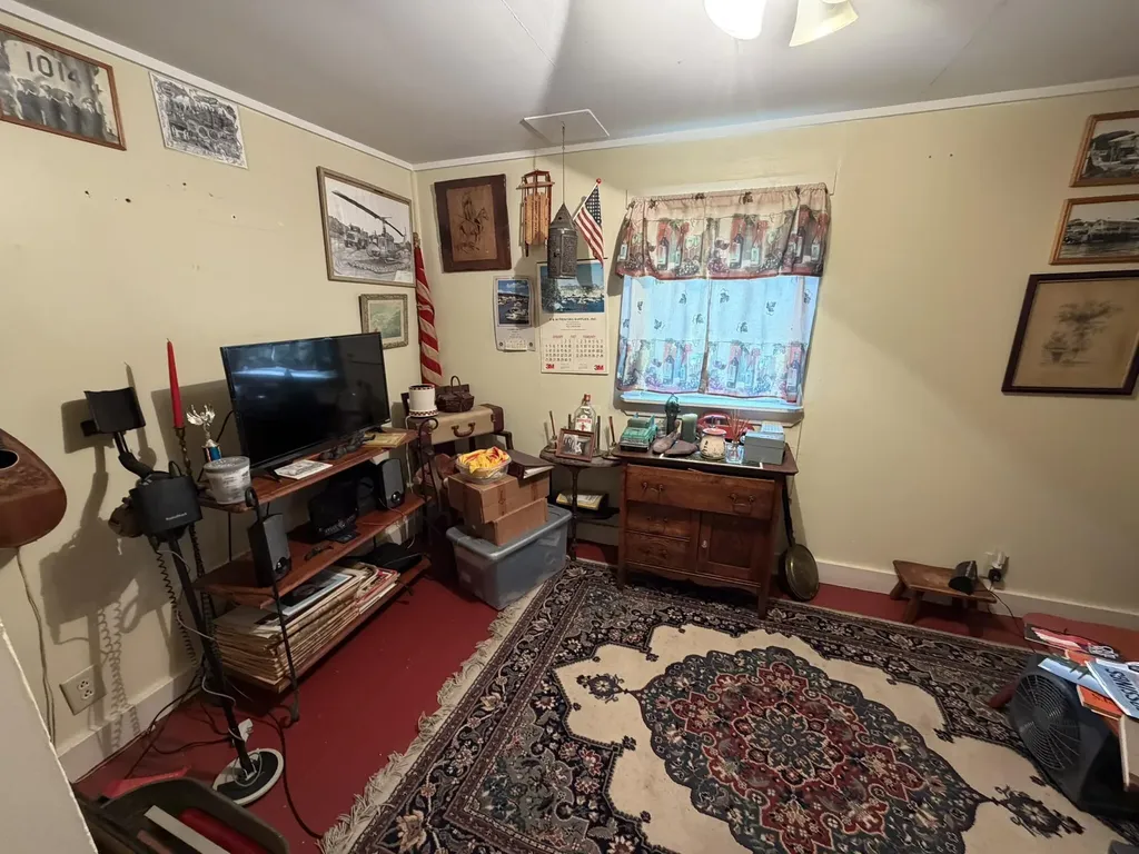 74 Snowball Hill Road Bristol ME 04554