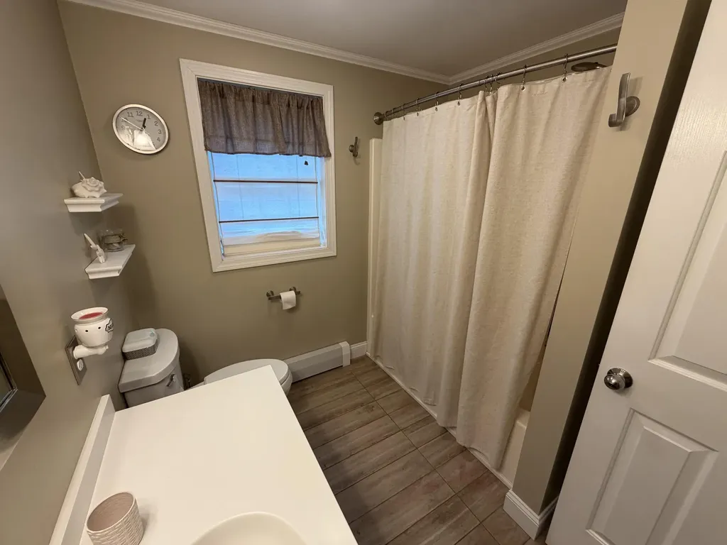 10 Angelwood Road Standish ME 04084