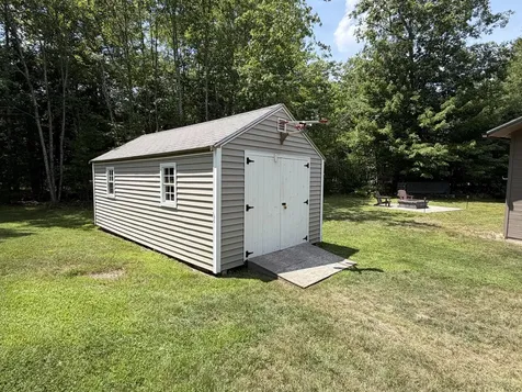 10 Angelwood Road Standish ME 04084