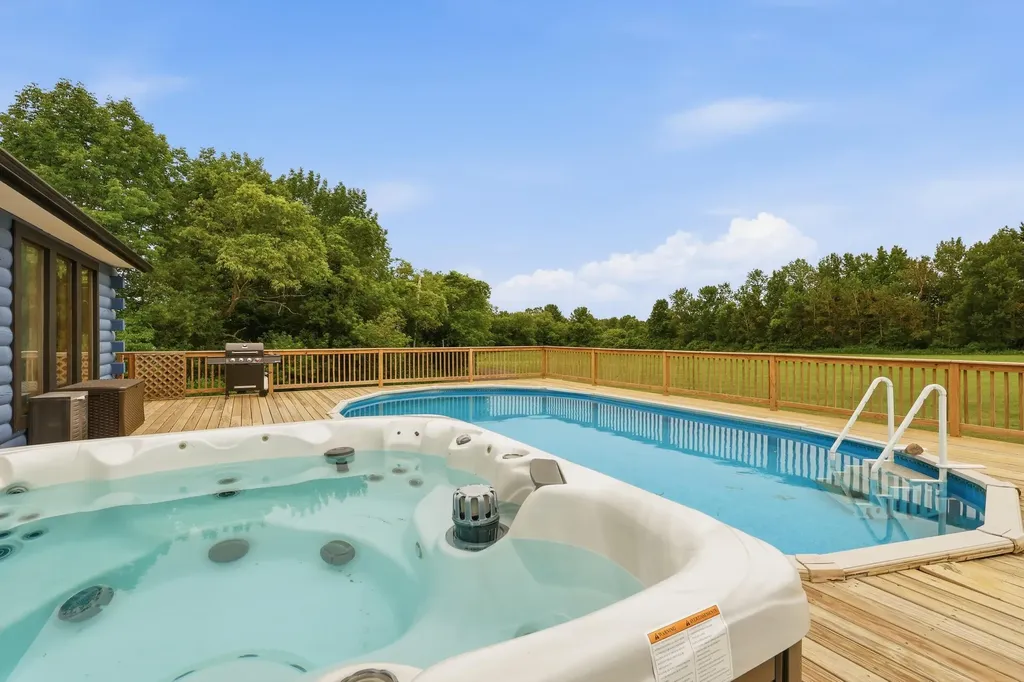 960 W River Road Augusta ME 04330