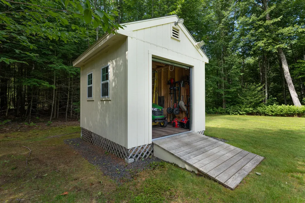 55 Hanna Drive Waterboro ME 04030
