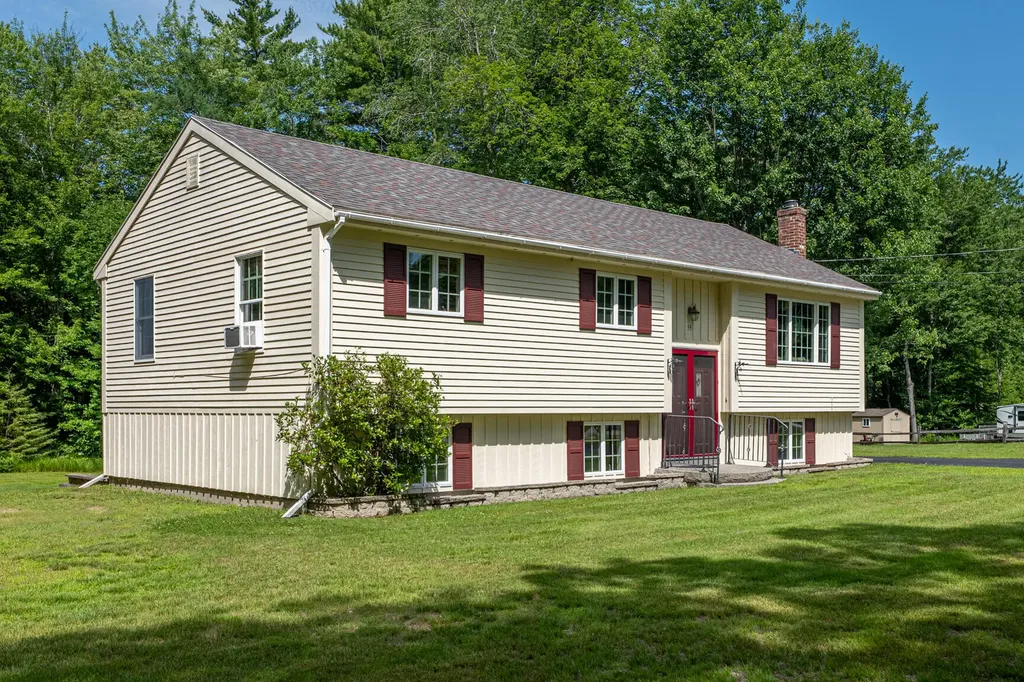 55 Hanna Drive Waterboro ME 04030
