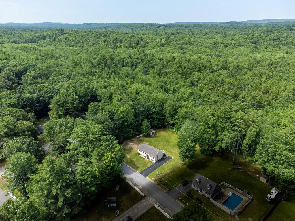 55 Hanna Drive Waterboro ME 04030