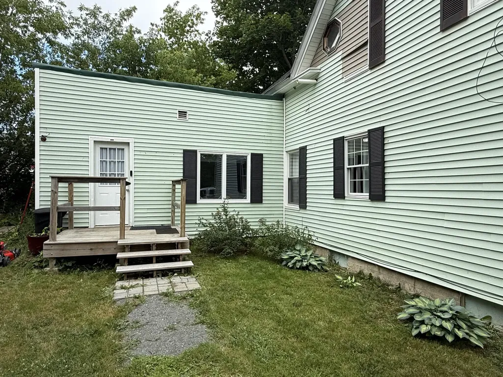 28 Bodwell Street Old Town ME 04468