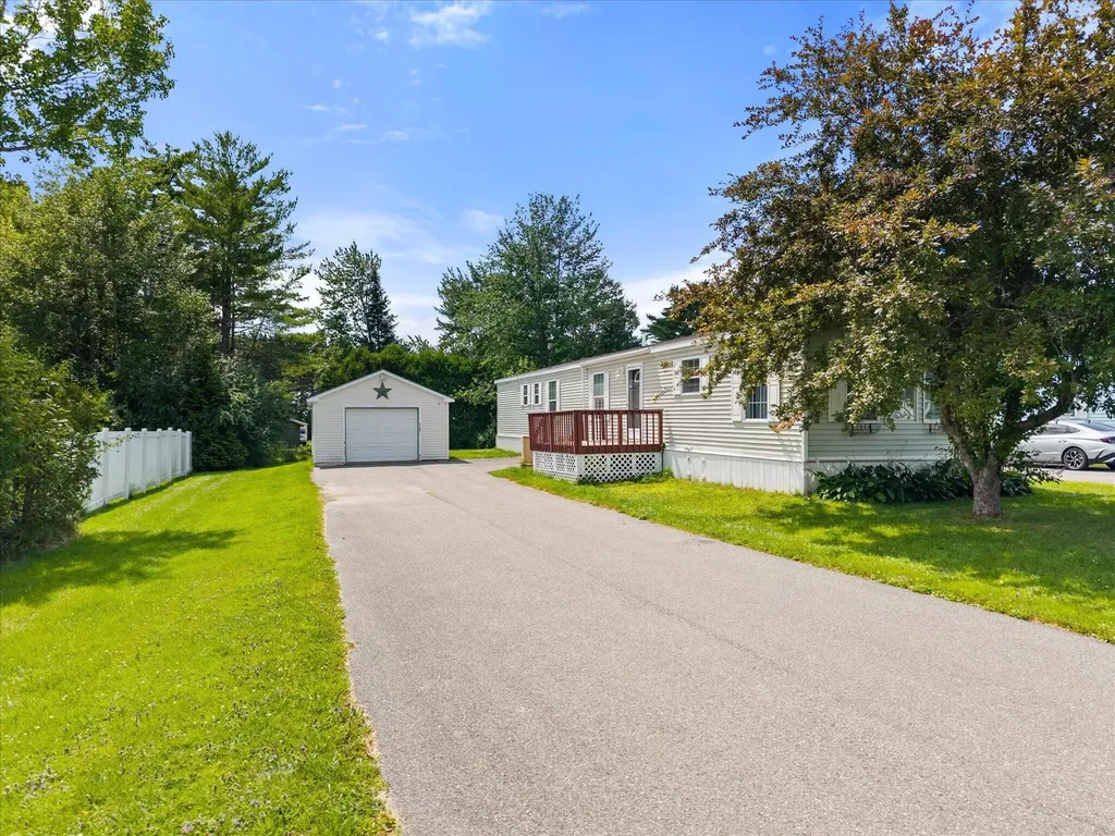 11 E Street Bangor ME 04401