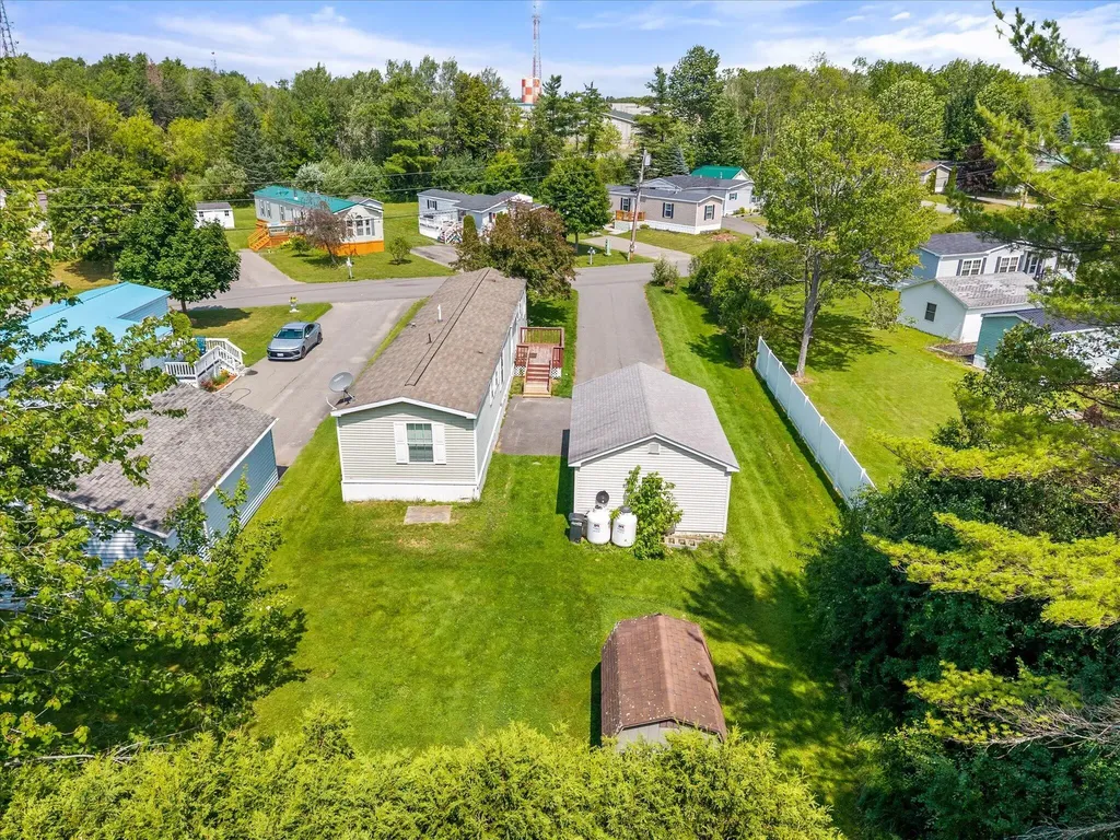 11 E Street Bangor ME 04401