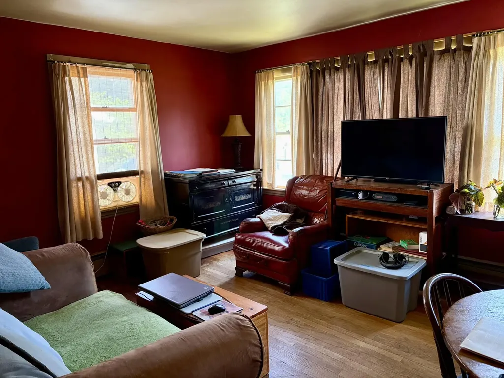 174 Ossipee Trail E Gorham ME 04038