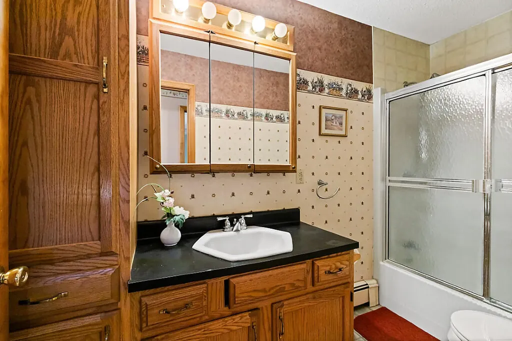 26 S Reynolds Road Winslow ME 04901