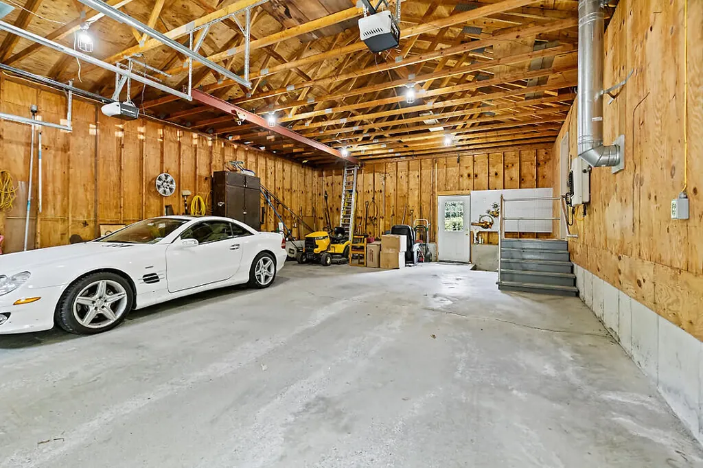 26 S Reynolds Road Winslow ME 04901