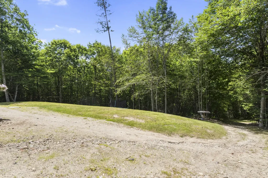 537 Winthrop Center Road Winthrop ME 04364