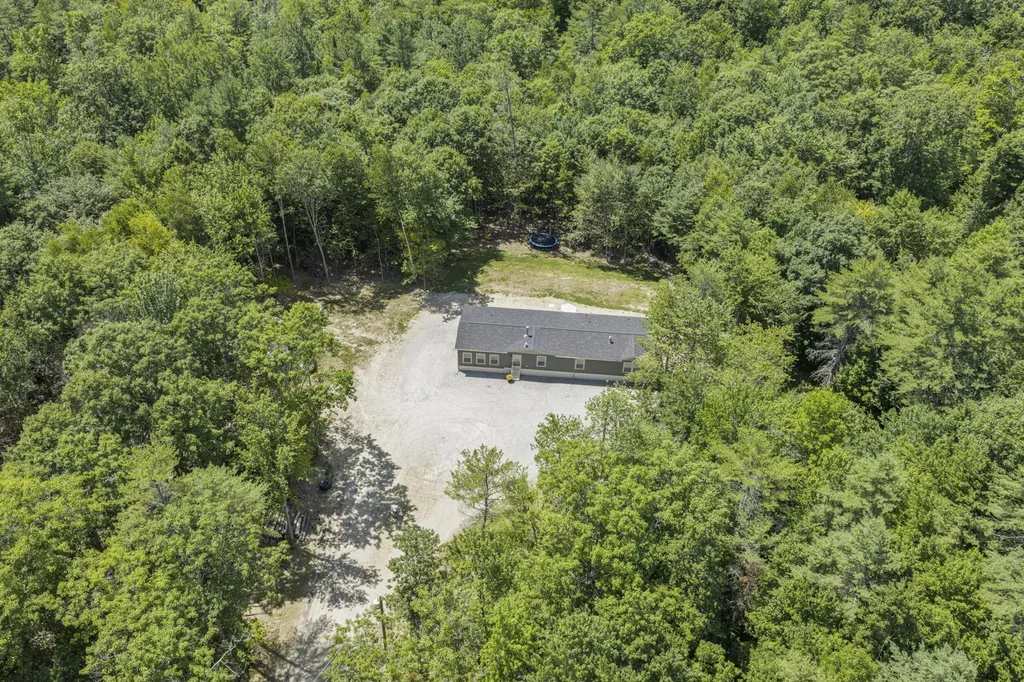 537 Winthrop Center Road Winthrop ME 04364