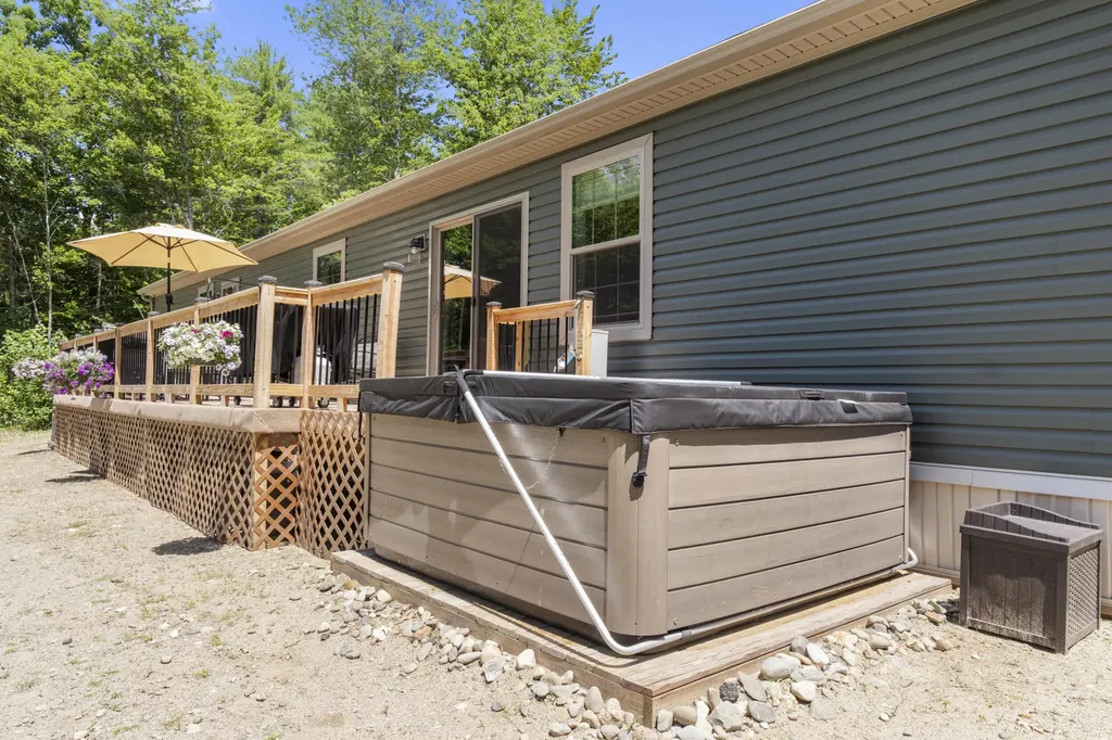 537 Winthrop Center Road Winthrop ME 04364