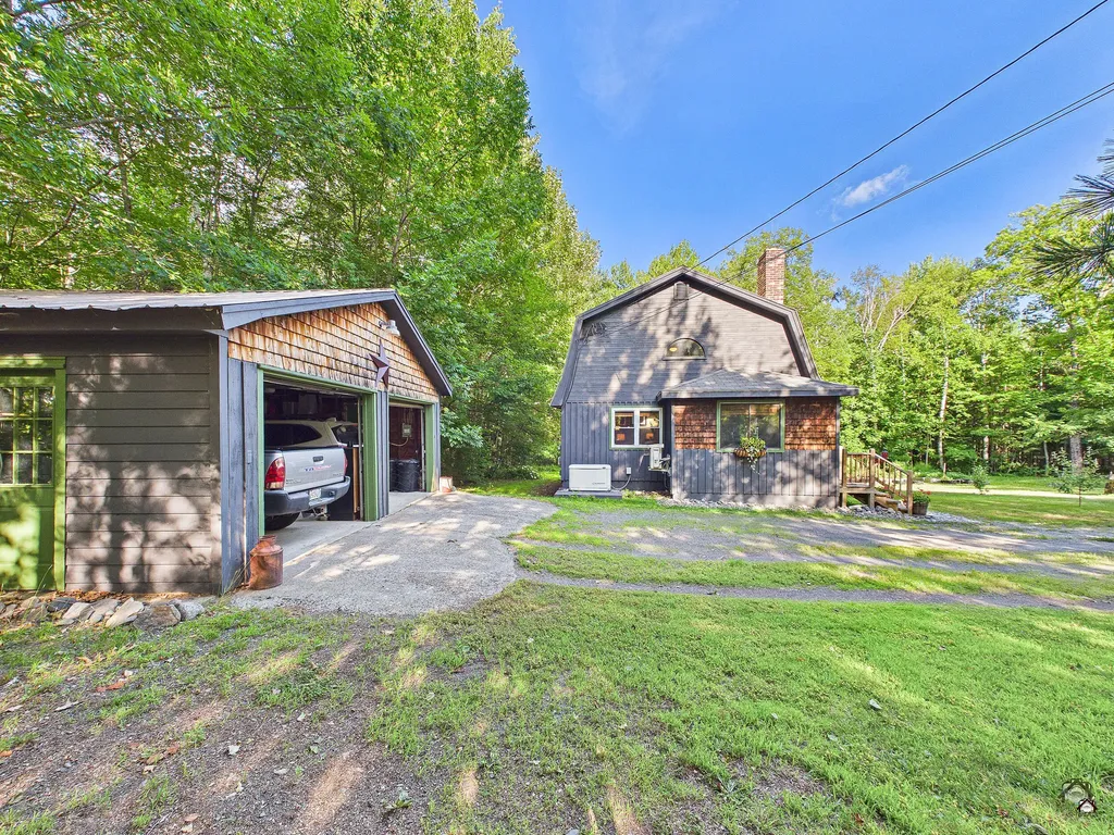 38 Billington Road Milo ME 04463