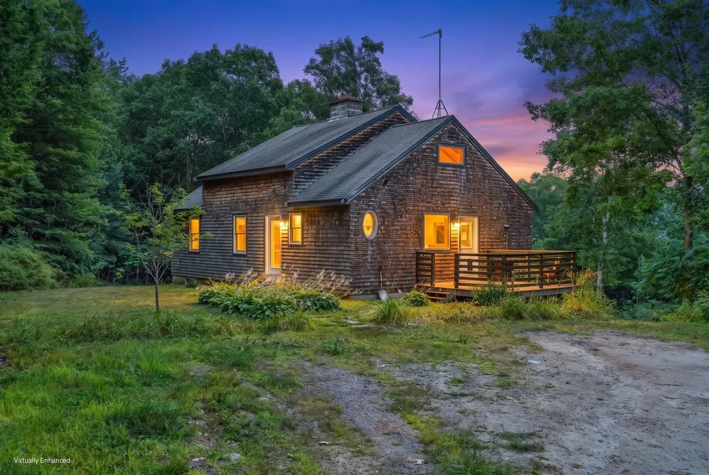 154 Daves Way Dresden ME 04342
