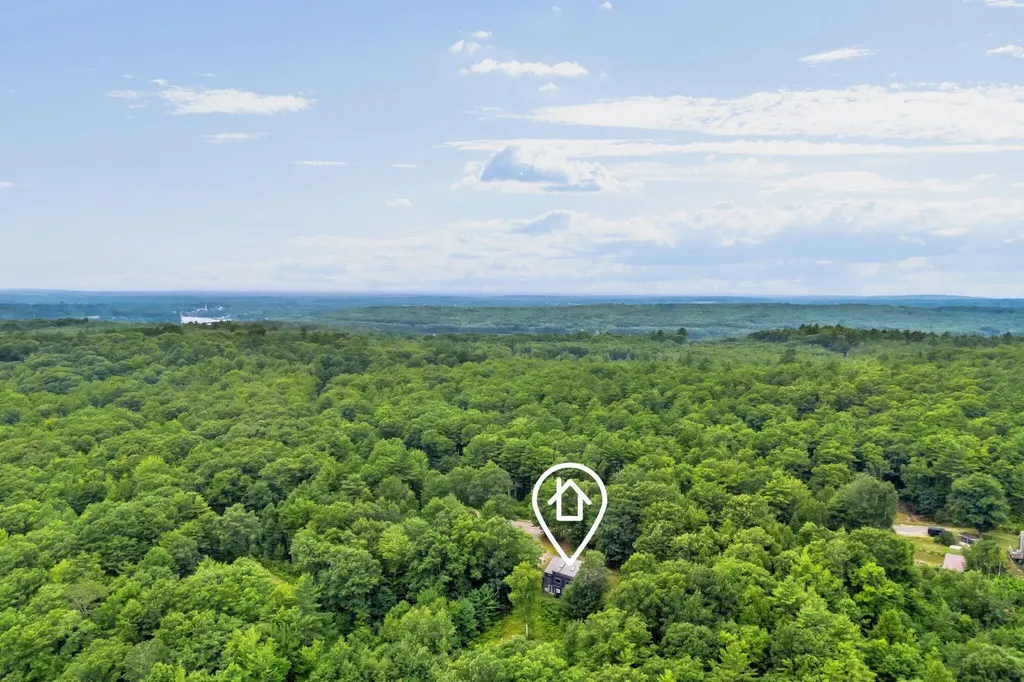154 Daves Way Dresden ME 04342