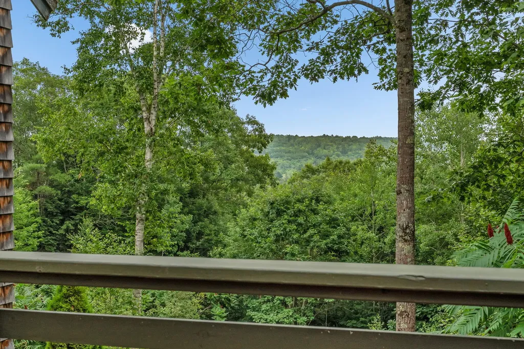154 Daves Way Dresden ME 04342