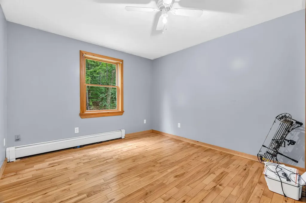 154 Daves Way Dresden ME 04342