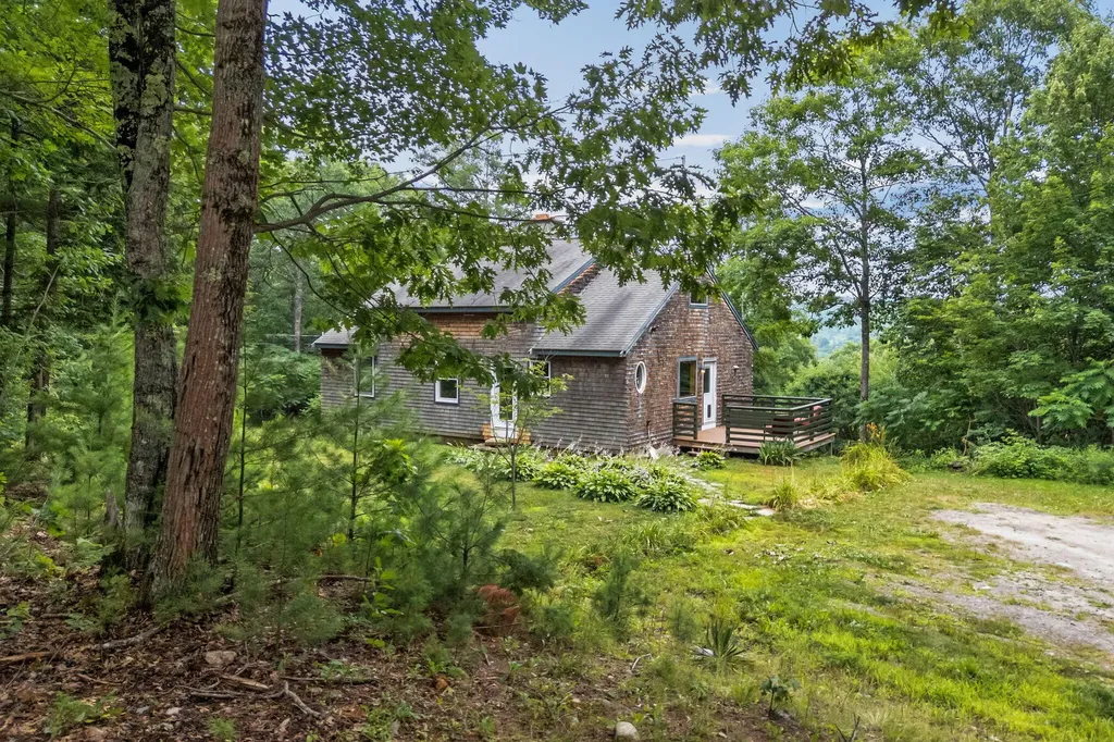 154 Daves Way Dresden ME 04342