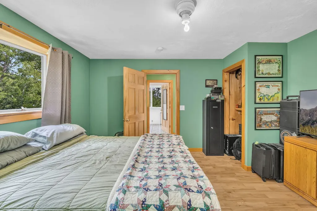 154 Daves Way Dresden ME 04342