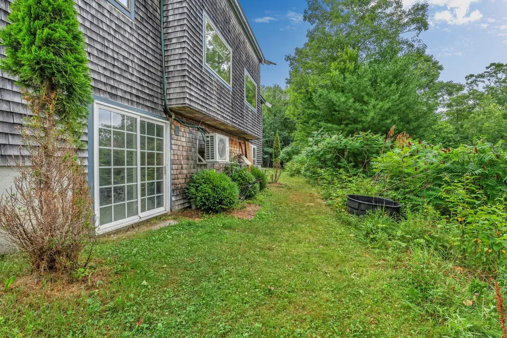 154 Daves Way Dresden ME 04342