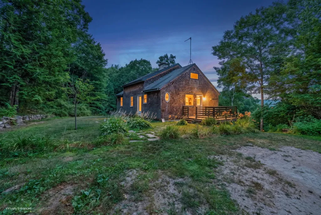 154 Daves Way Dresden ME 04342