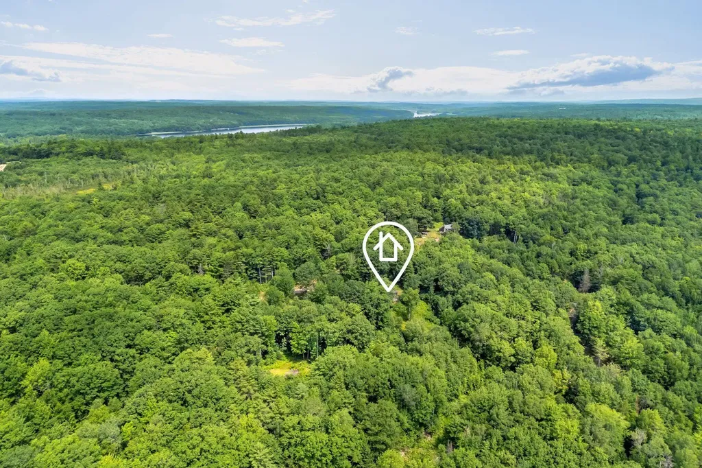 154 Daves Way Dresden ME 04342