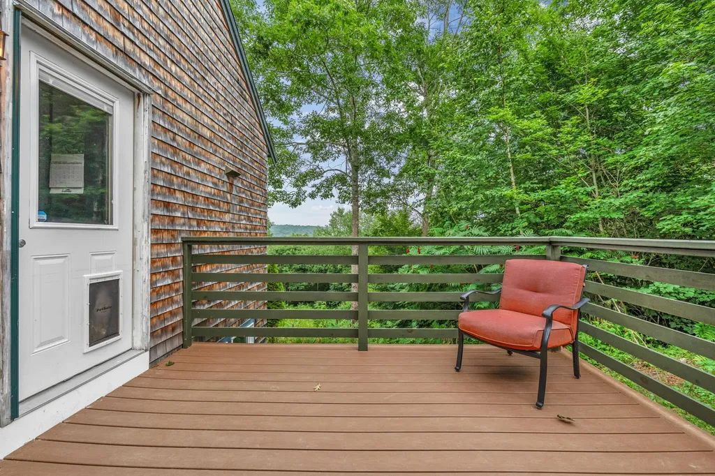154 Daves Way Dresden ME 04342